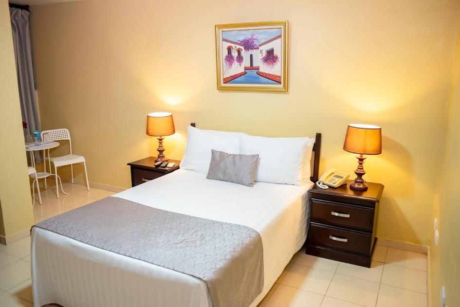 סנטו דומינגו Hotel Real Bella Vista מראה חיצוני תמונה